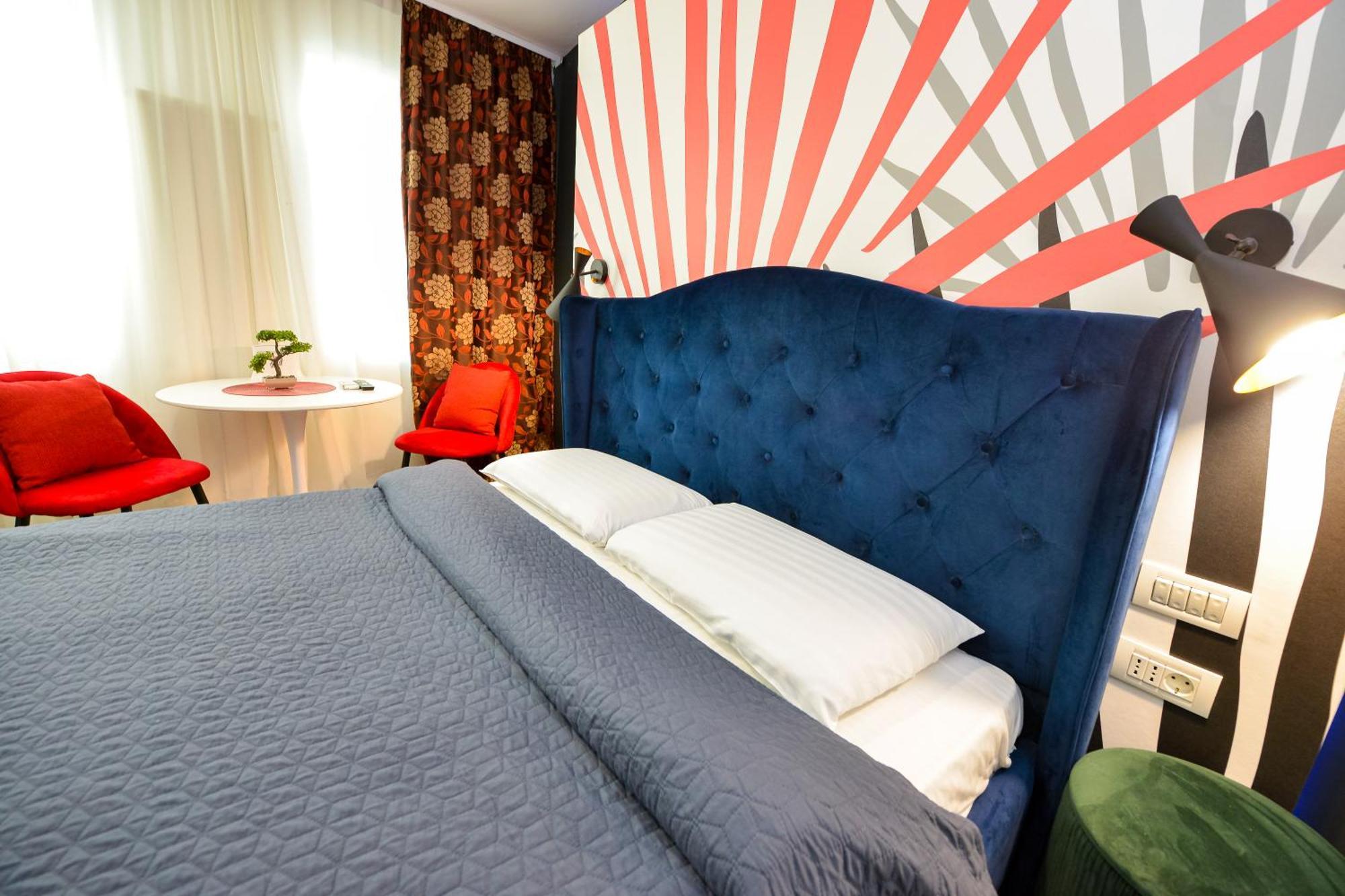 Ideal Accommodation Unirii Square Boekarest Buitenkant foto