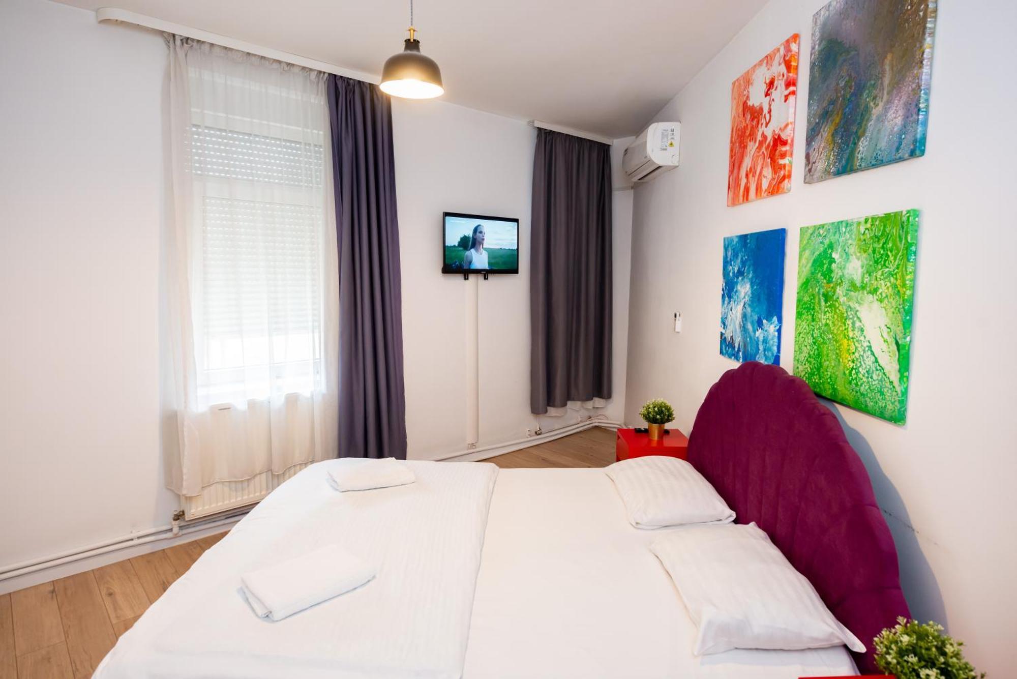 Ideal Accommodation Unirii Square Boekarest Buitenkant foto