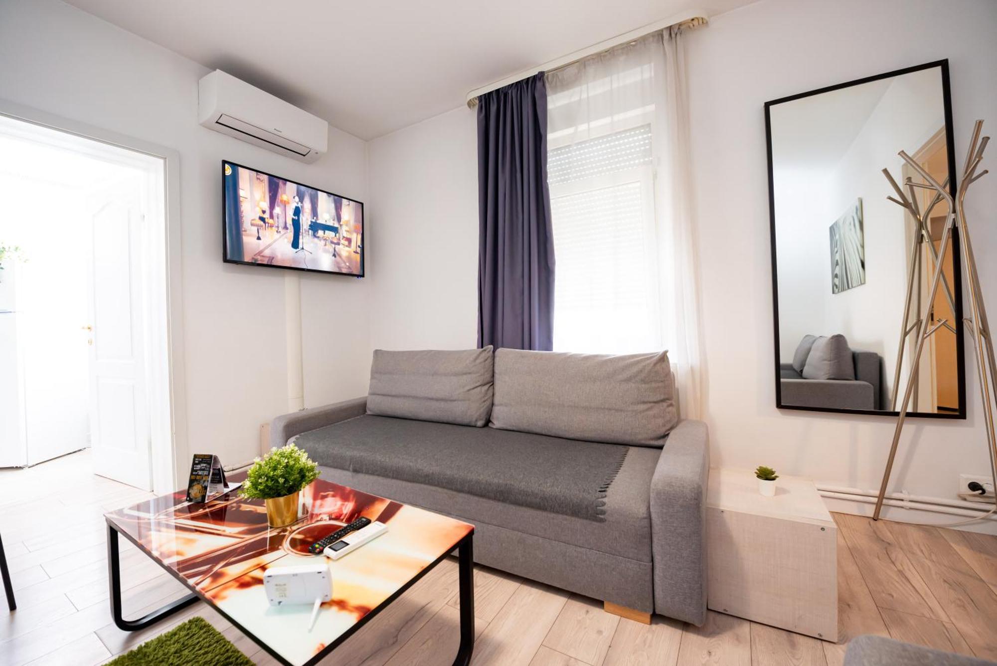 Ideal Accommodation Unirii Square Boekarest Buitenkant foto