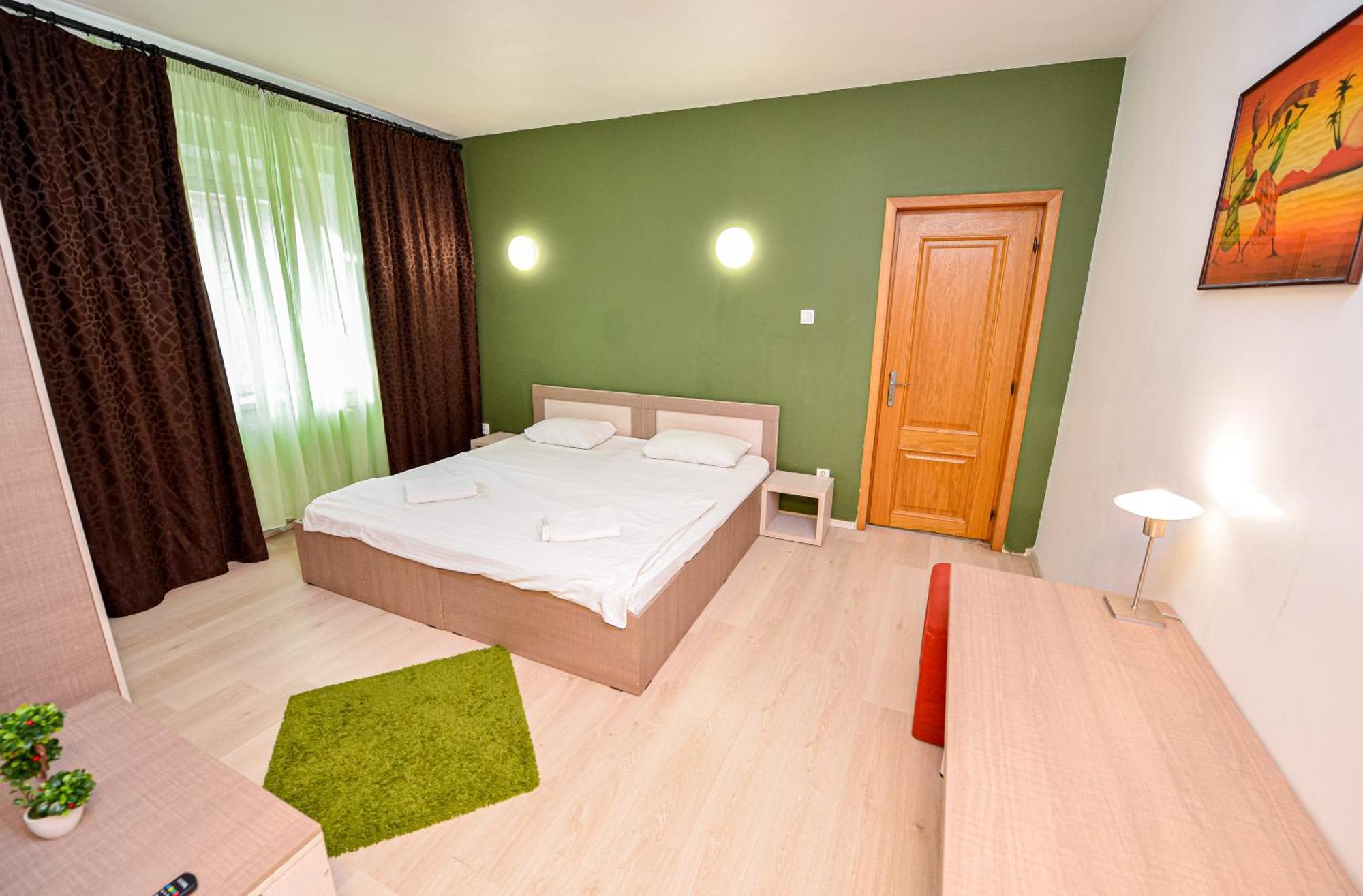 Ideal Accommodation Unirii Square Boekarest Buitenkant foto