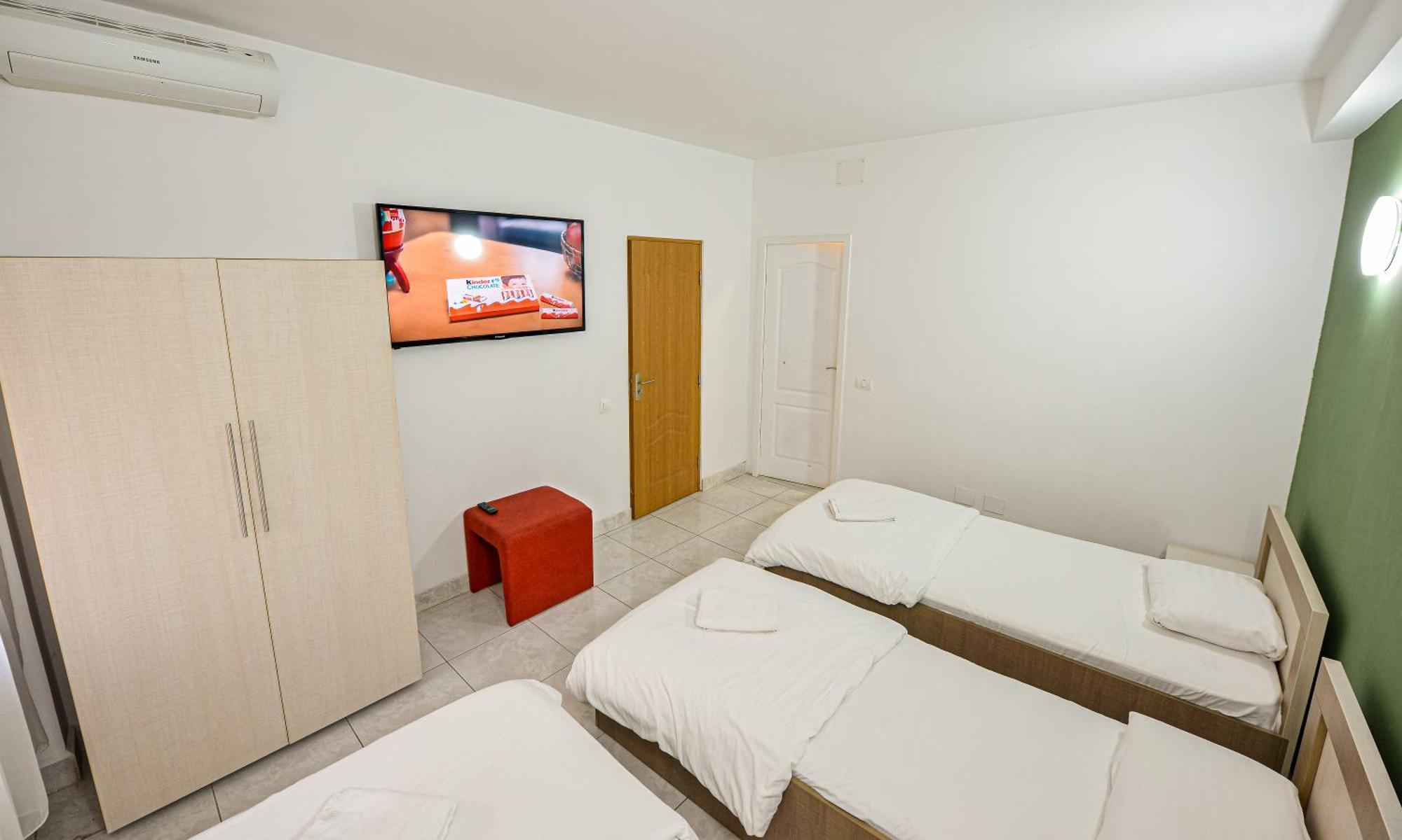 Ideal Accommodation Unirii Square Boekarest Buitenkant foto