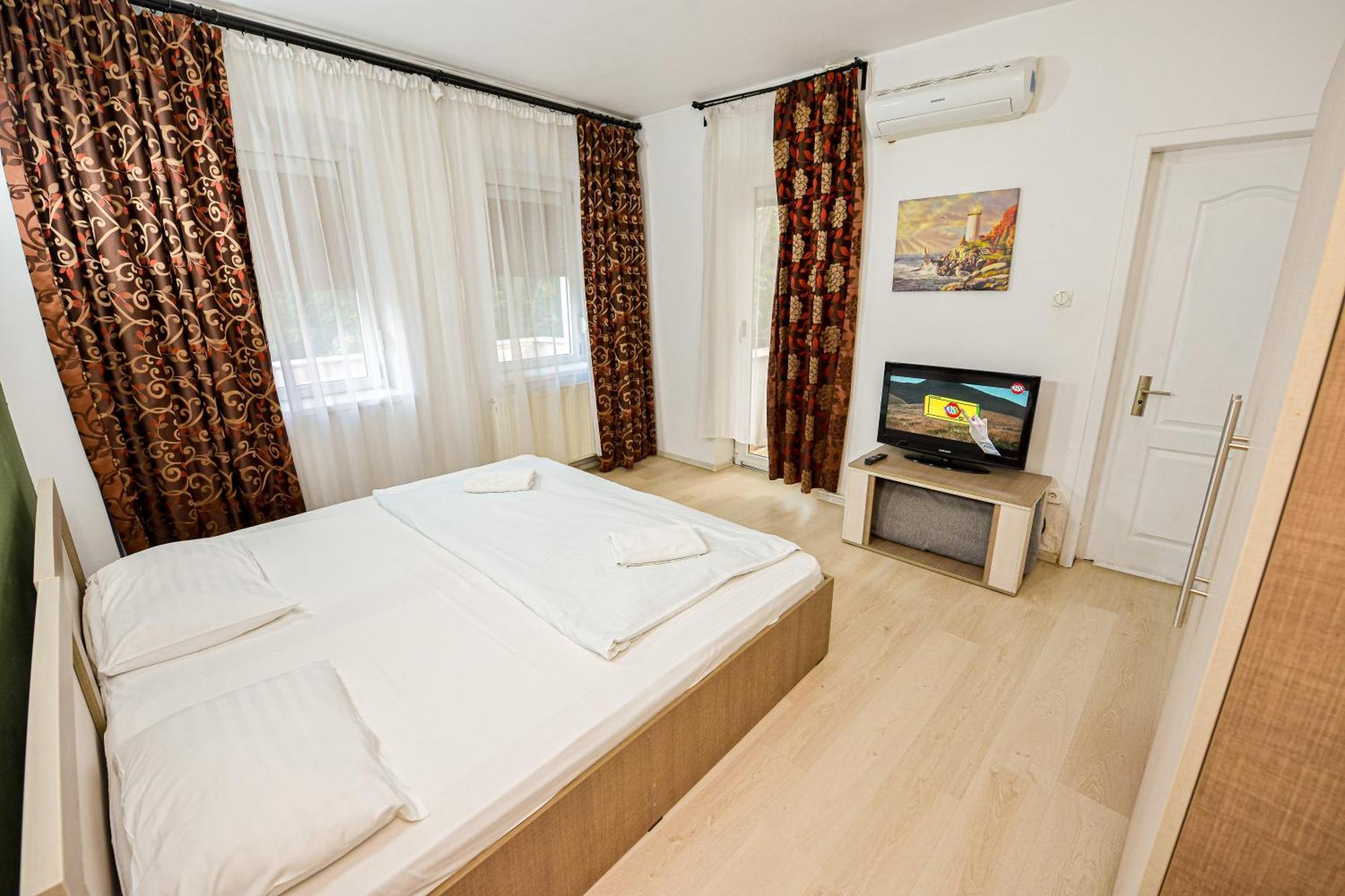 Ideal Accommodation Unirii Square Boekarest Buitenkant foto