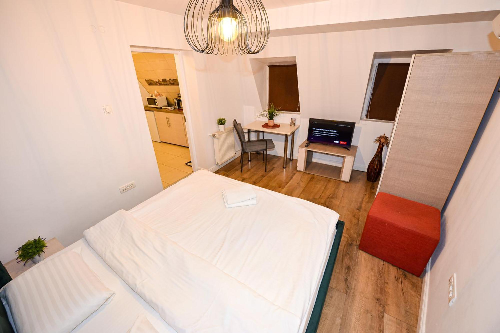 Ideal Accommodation Unirii Square Boekarest Buitenkant foto