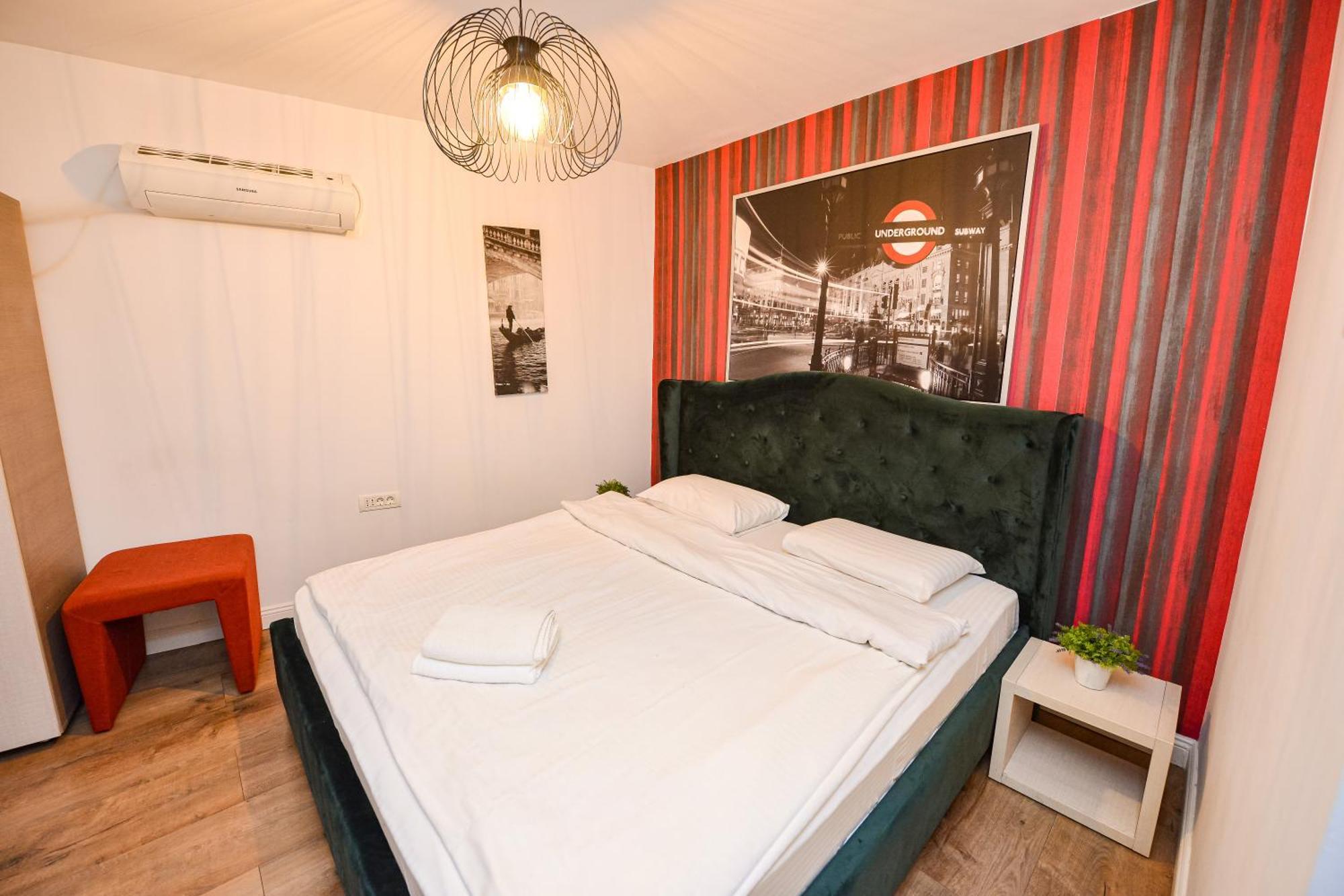 Ideal Accommodation Unirii Square Boekarest Buitenkant foto